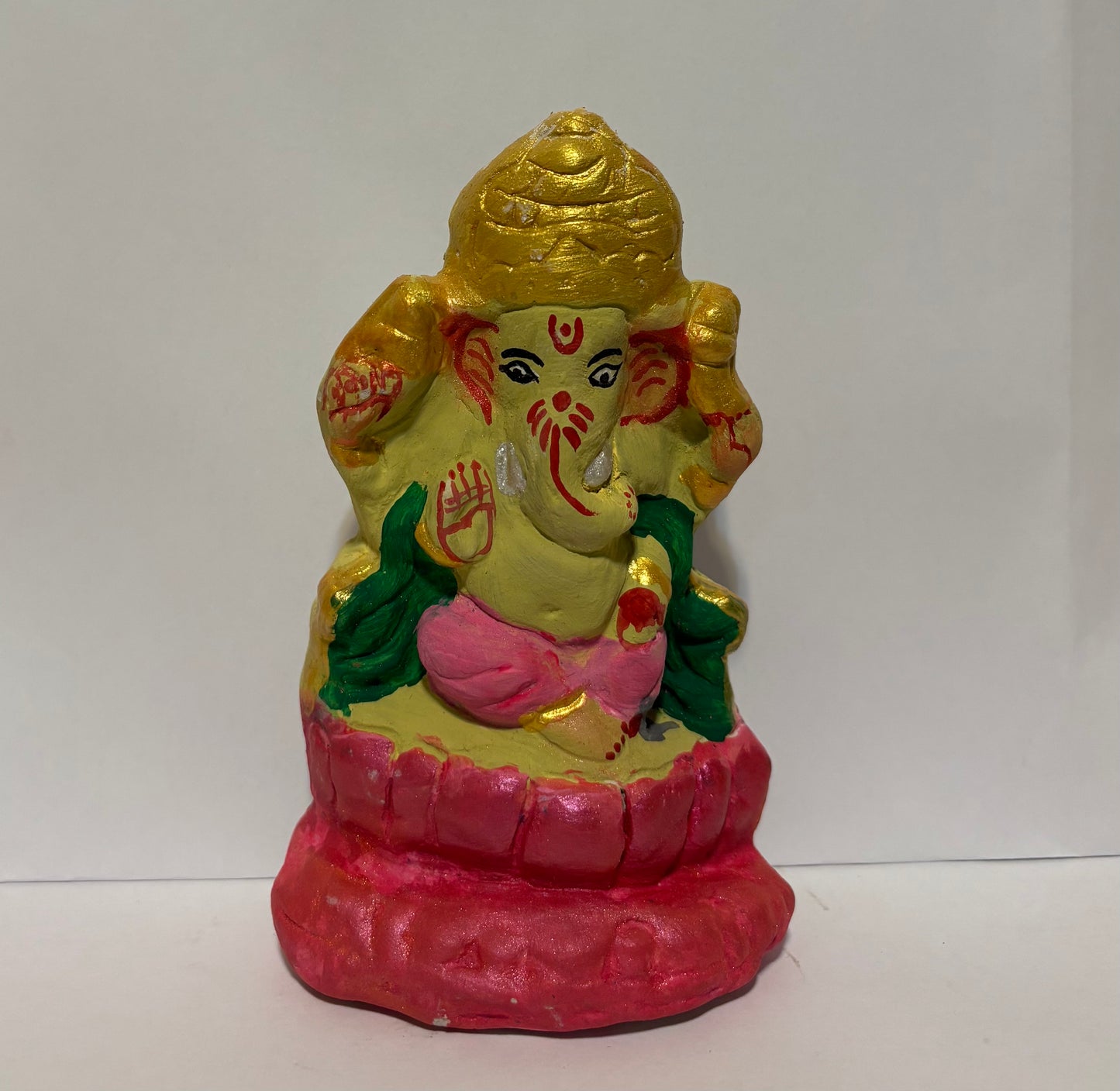 Eco-Friendly Mitti Ganesha Idol Lotus Hand Made (5 inch)