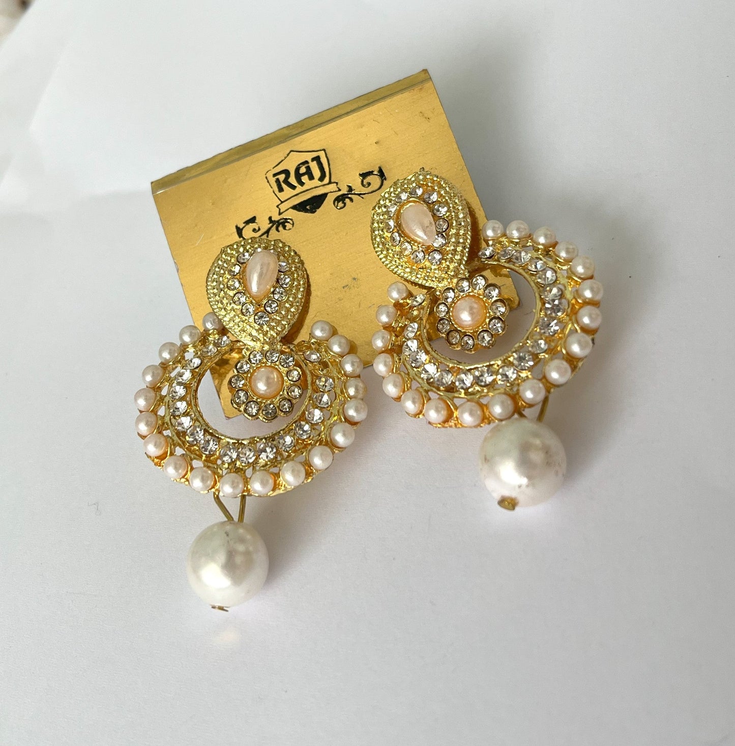 Round Moti Jhumka