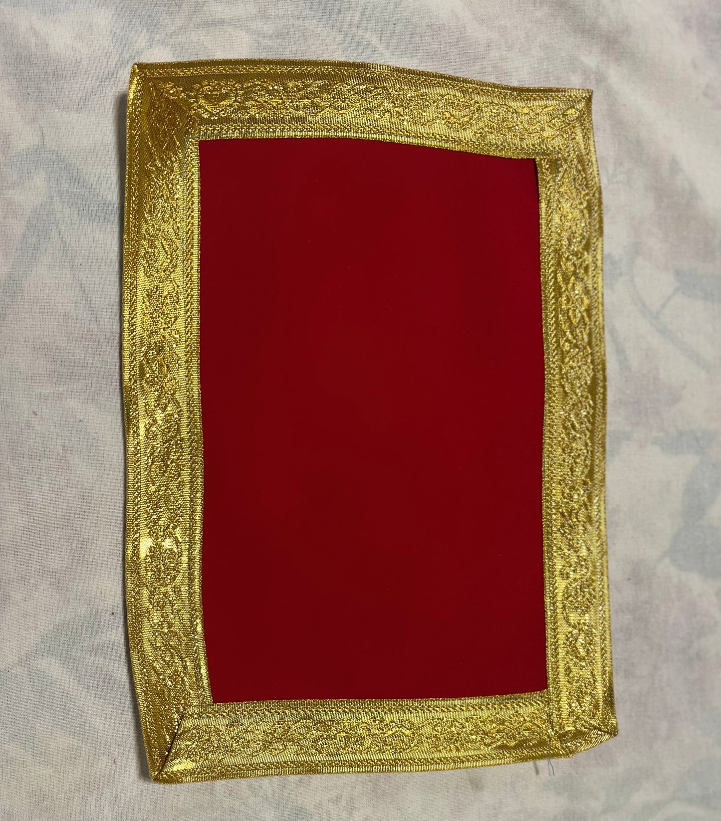 Red Velvet Zari Aasan (35x25cm)