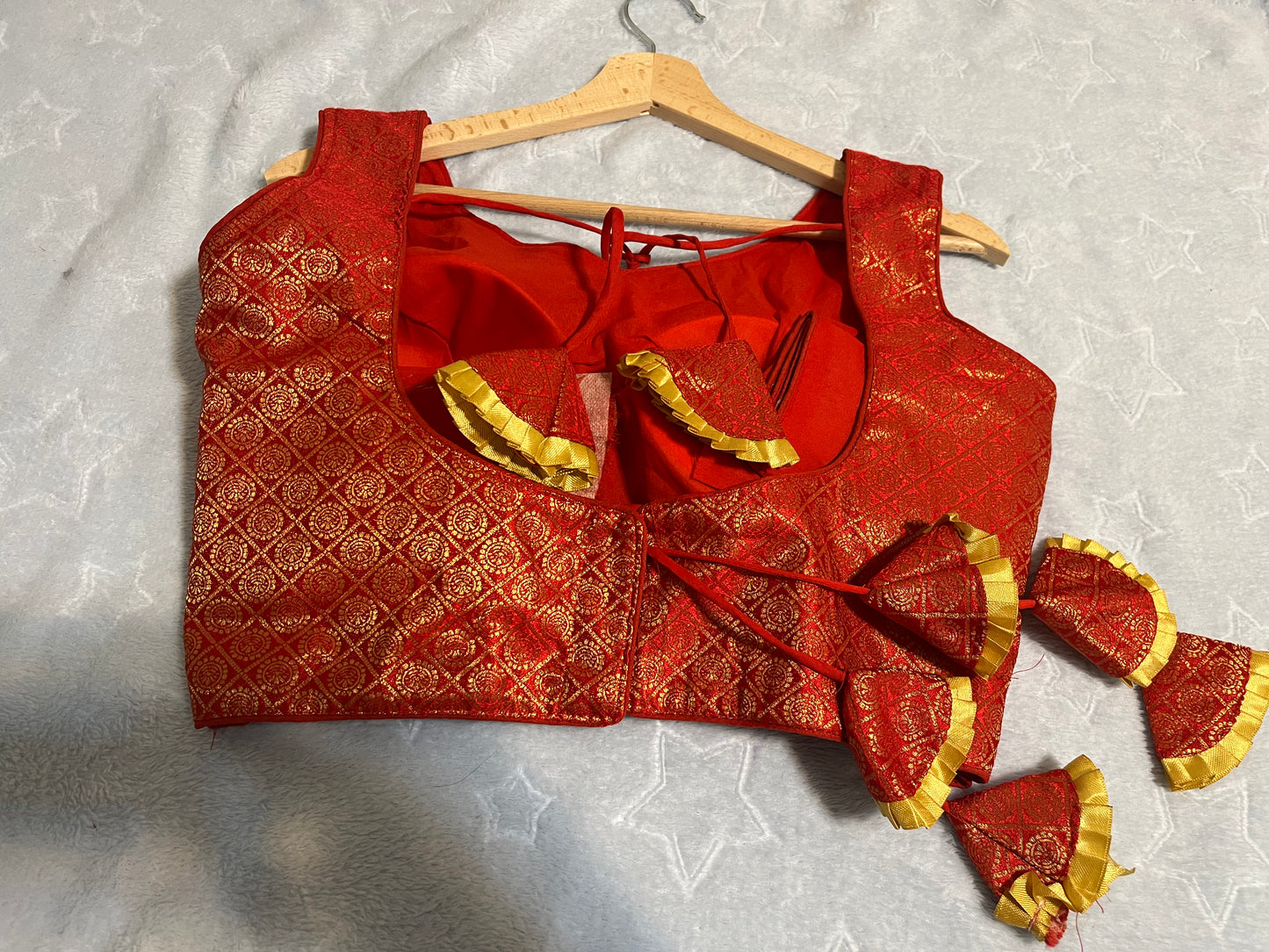 Women Silk Sleeveless Blouse Red (Size 38) with Padded