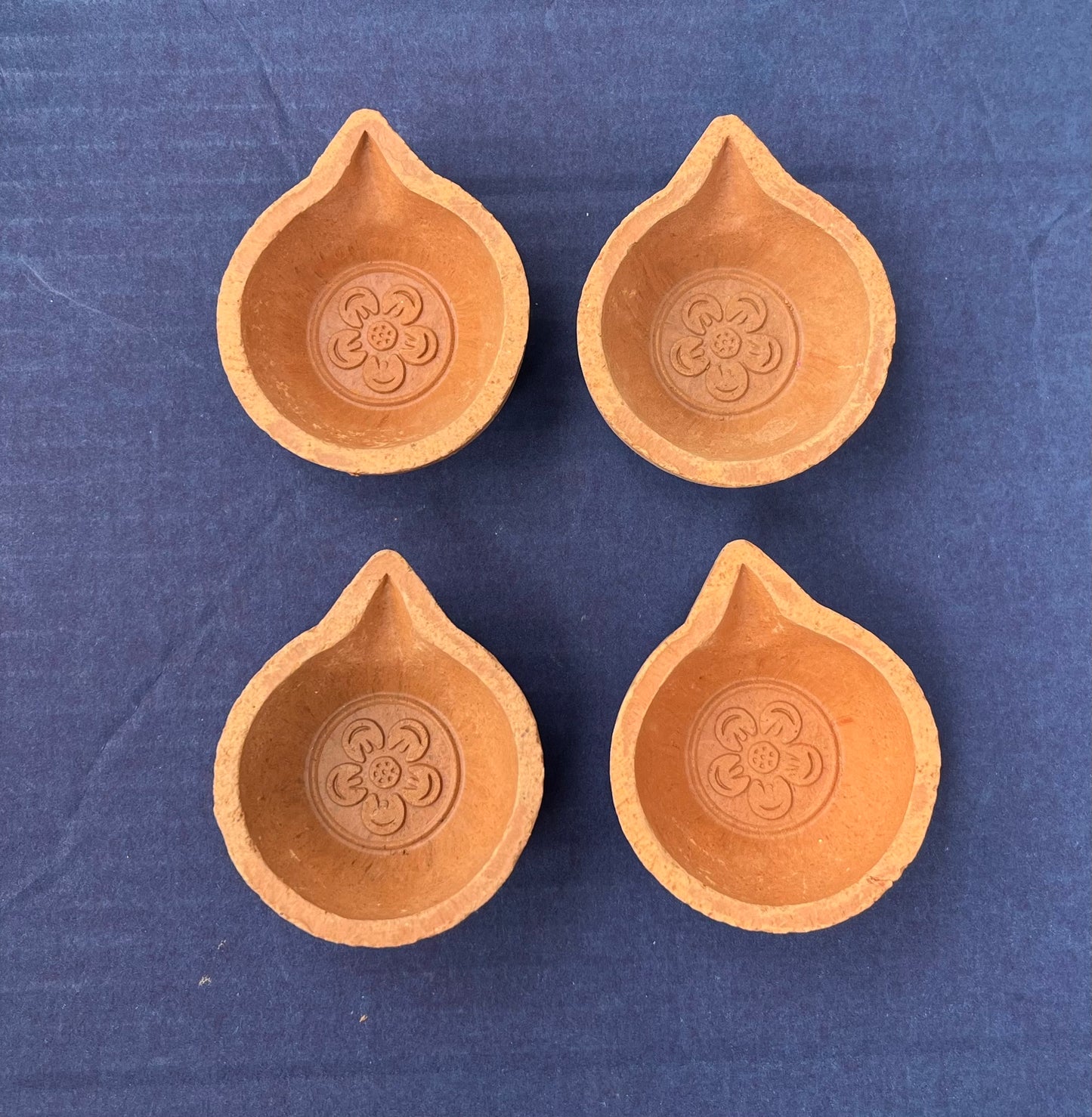 Clay Diyas Plain (2pcs)