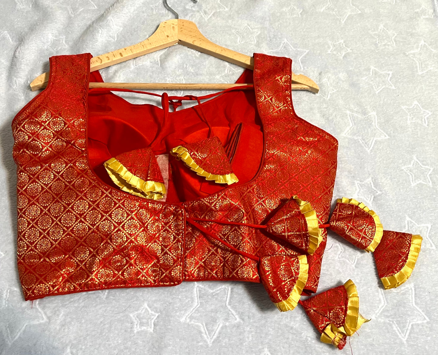 Women Silk Sleeveless Blouse Red (Size 38) with Padded