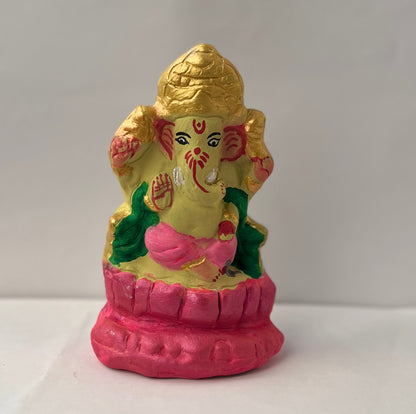 Eco-Friendly Mitti Ganesha Idol Lotus (11 cm)