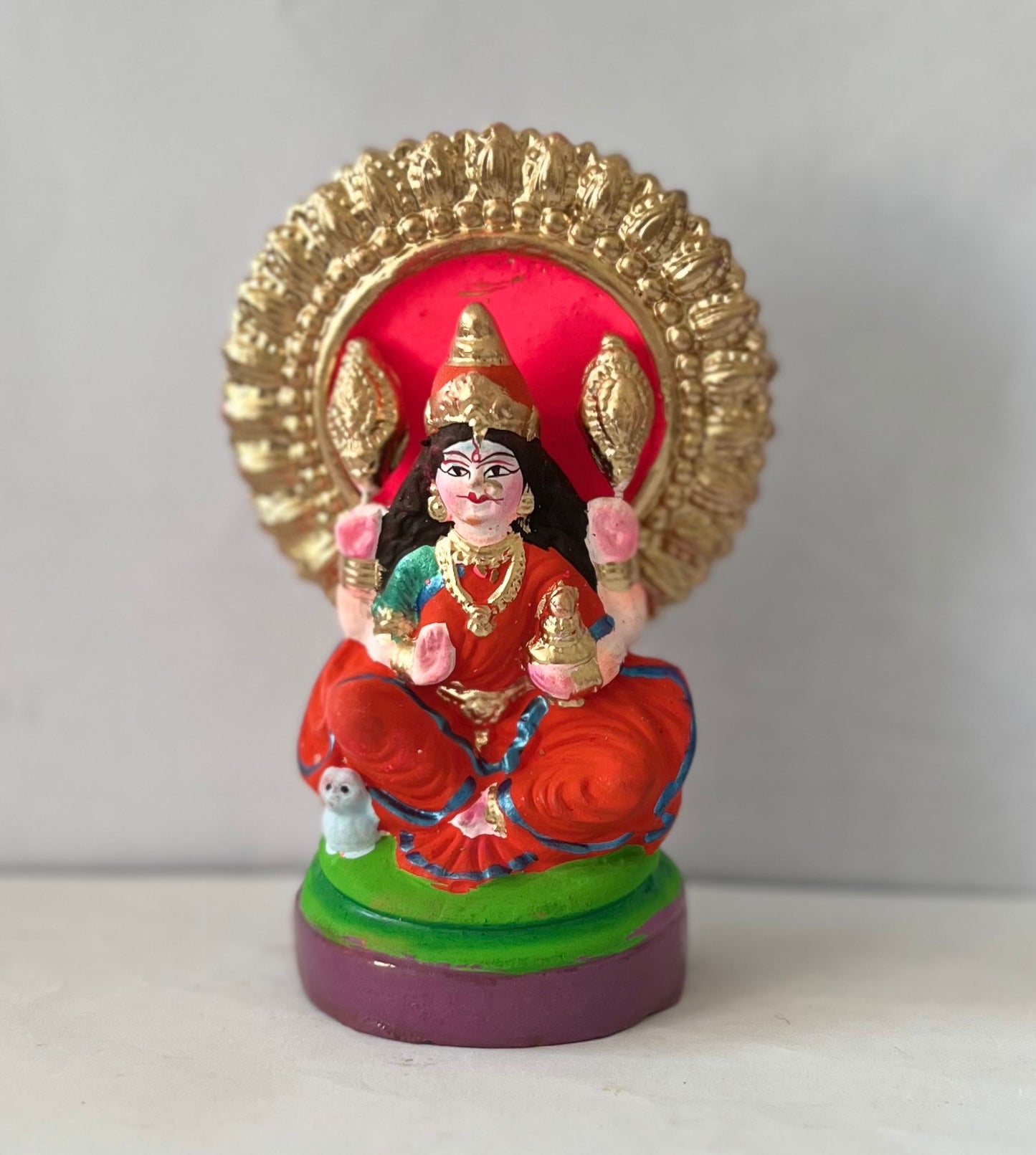 Lord Laxmi Single Clay Idol (11cm)