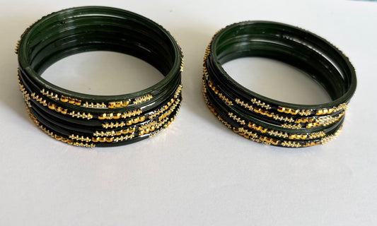 Dark Green Golden Glass Bangle (2.4)