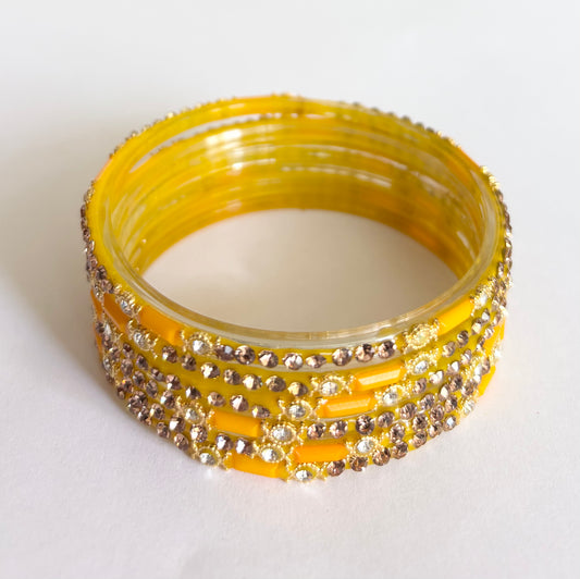 Yellow Stone Glass Bangle (2.4)