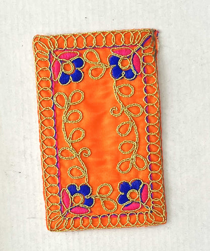 Silk Aasan (12x8cm)